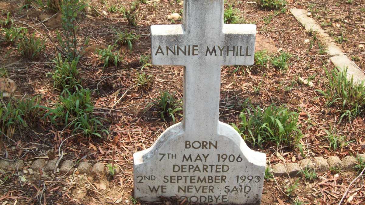 MYHILL Annie 1906-1993