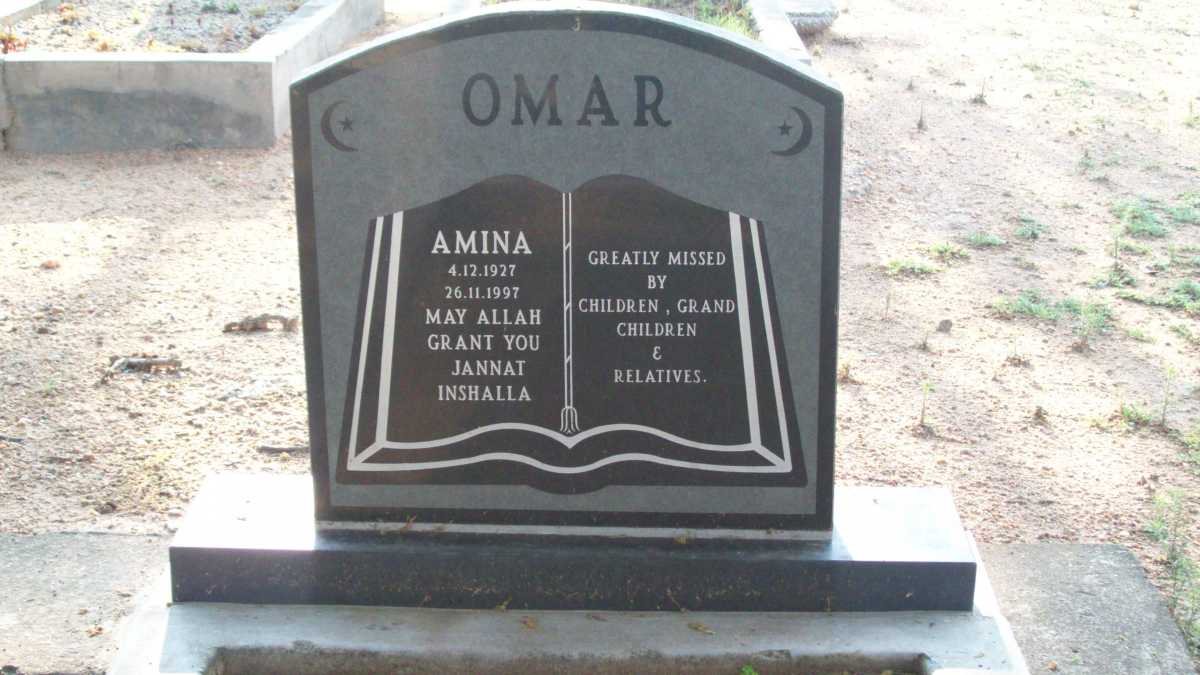 OMAR Amina 1927-1997