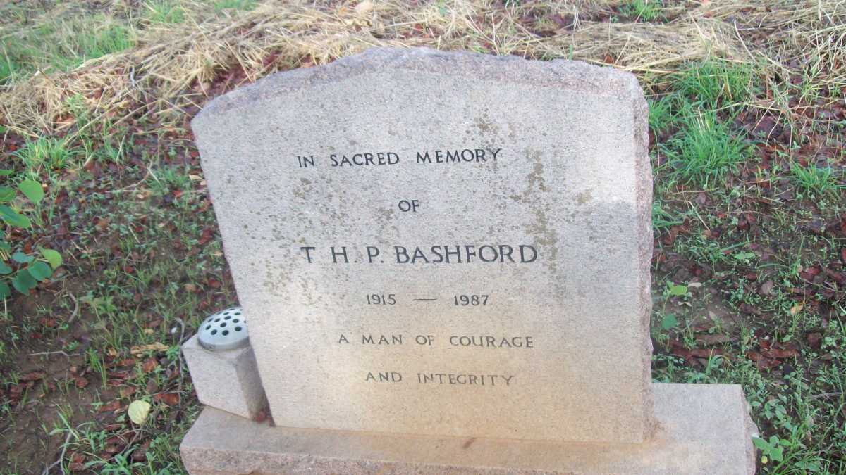BASHFORD T.H.P. 1915-1987