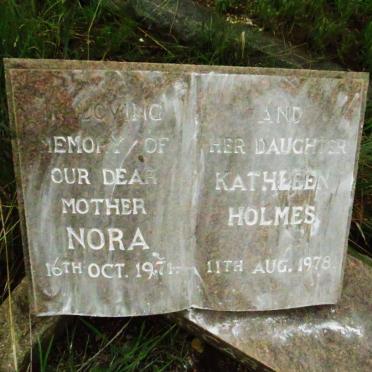 HOLMES Nora -1971 :: HOLMES Kathleen -1978