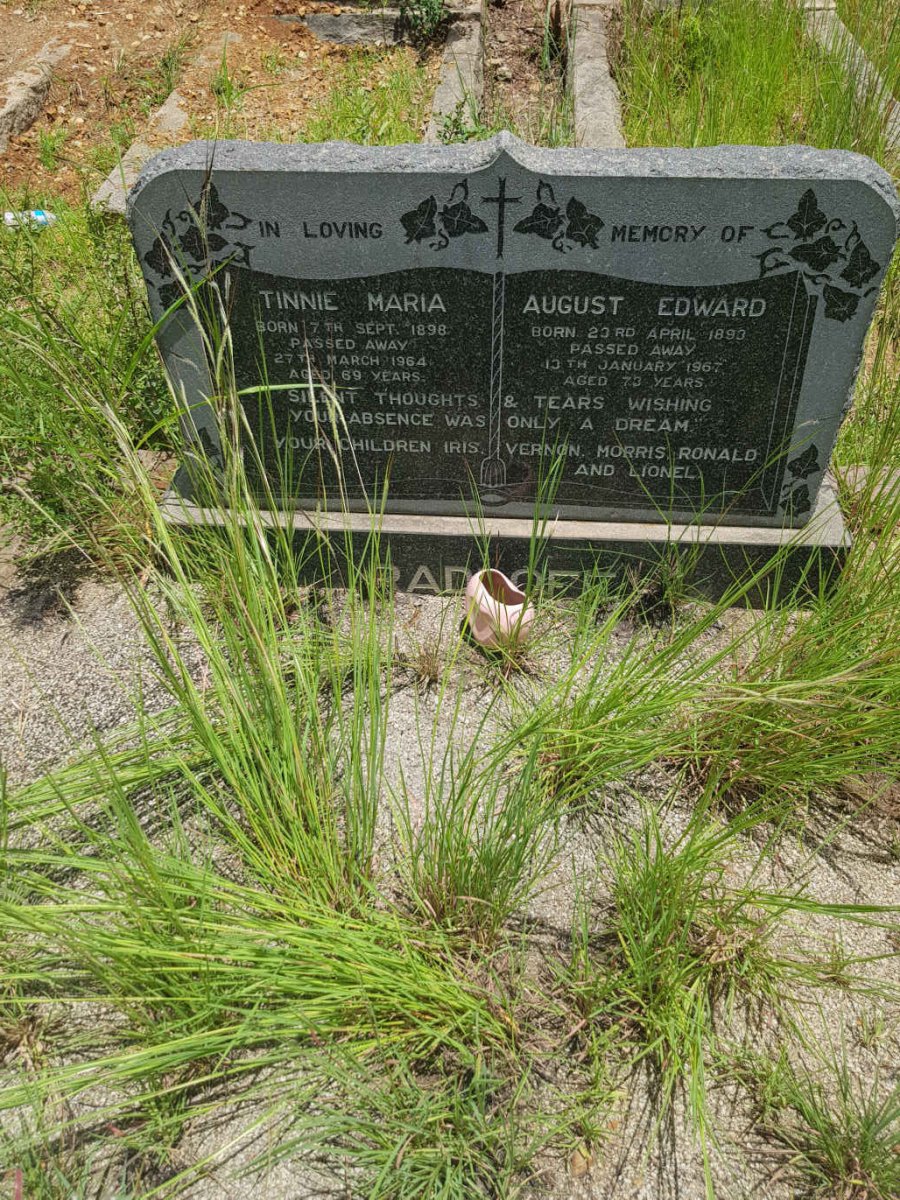 RADLOFF August Edward 1893-1967 &amp; Tinnie Maria 1898-1964